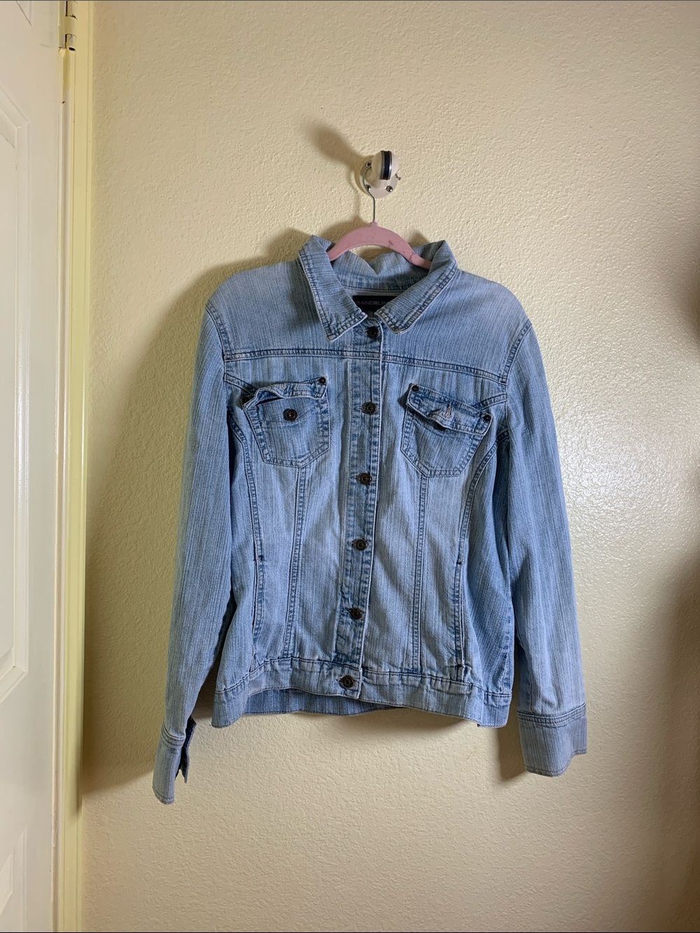 NWOT Women's Light Blue Denim Jean Jacket - Classic Button-Front, Size L